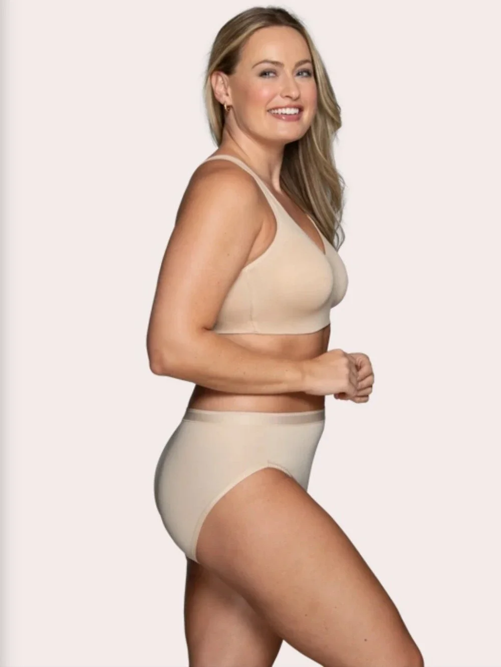 Vanity Fair Lingerie Beyond Comfort Simple Sizing Wireless Bra- 2XL